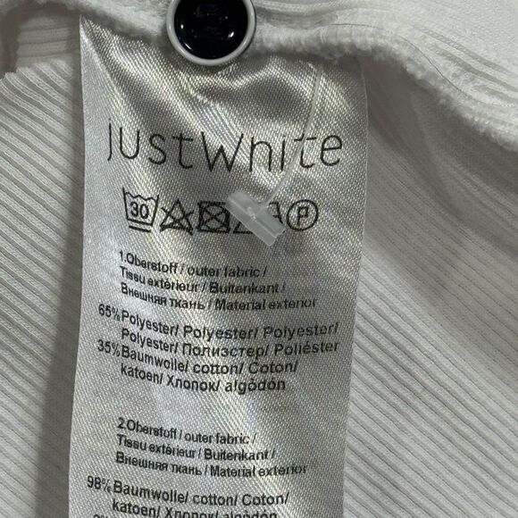 JUST WHITE BLOUSE. - Picture 8 of 10